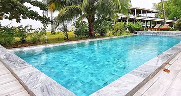 Koh Mook Riviera Beach Resort