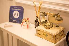 B&B Vatican's Keys