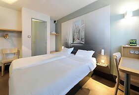 B&B HOTEL Alençon Nord