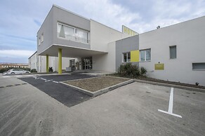 B&B HOTEL Orange