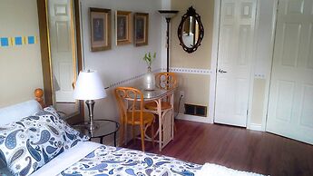 Opus 74 Bed & Breakfast