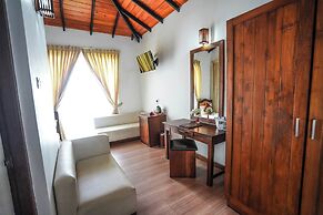 Tamarind Tree Hotel