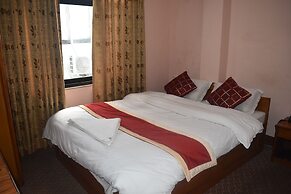 Festoon Hotel