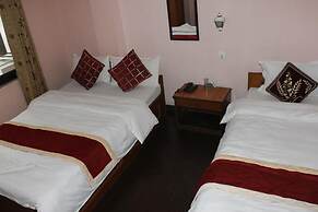 Festoon Hotel