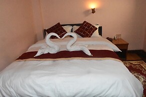 Festoon Hotel