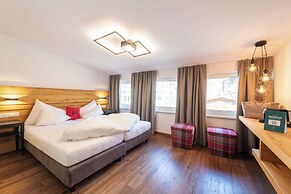 Heart Hotel Grischuna