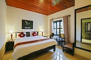 Hoi An Red Frangipani Villa