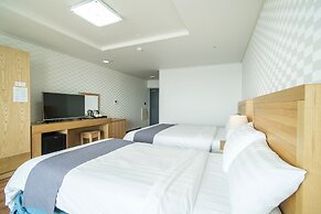 Breeze Bay Hotel