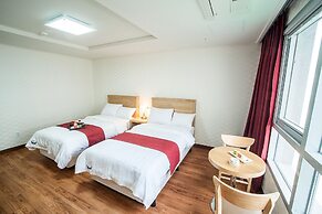 Breeze Bay Hotel