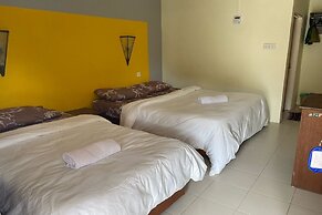 Corrie Chalet Pantai Cenang Langkawi