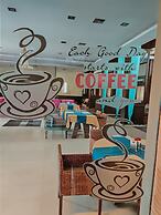 Hotel Reeva Suites