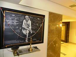 Hotel Reeva Suites