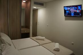 Piraeus Port Hotel