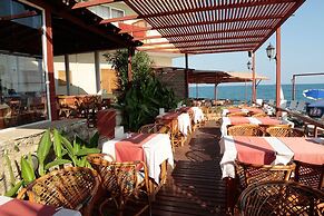 Yali Hotel