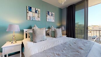 Infinity Holiday Apartments