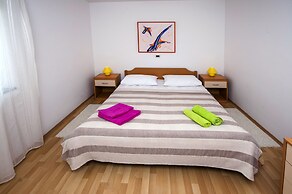 Apartments Davorka