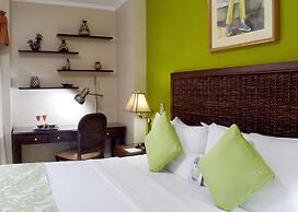Aparthotel Guijarros