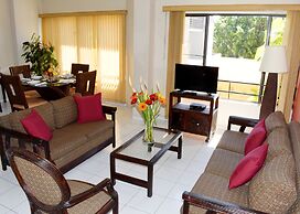 Aparthotel Guijarros