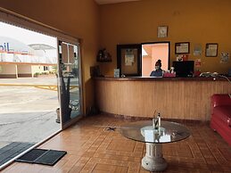 Hotel Rio Inn