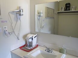 Round-Up Motel