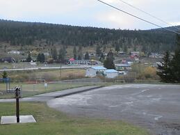 Round-Up Motel