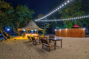The Tropical Beach Resort