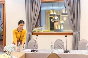 Tohsang Heritage Ubon Hotel