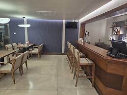 Rajarata Hotel