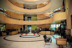 Hotel Devi Grand