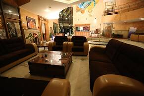Hotel Devi Grand