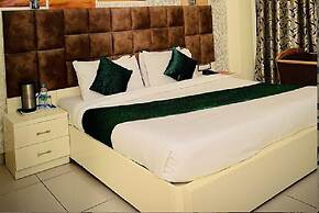 Hotel Devi Grand