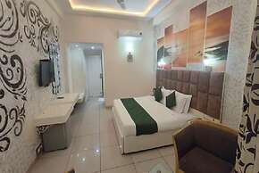 Hotel Devi Grand