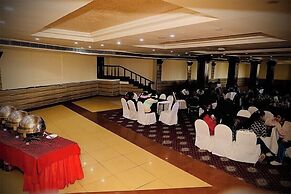 Hotel Devi Grand