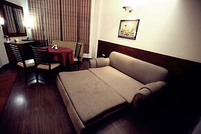 Hotel Devi Grand