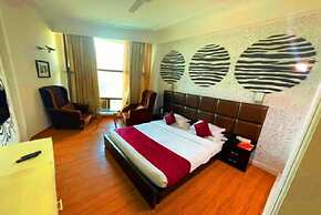 Hotel Devi Grand
