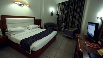 Hotel Devi Grand