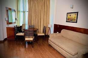 Hotel Devi Grand