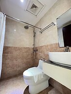 Canberry Hotel