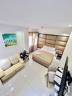 Canberry Hotel