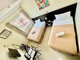 Canberry Hotel