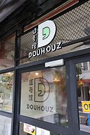 Dou Houz - Hostel