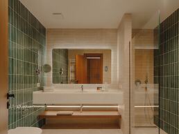 Lopota Lake Resort & Spa