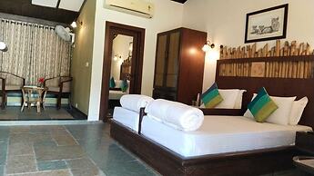 Asiatic Lion Lodge