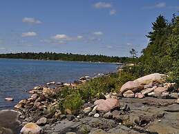Bruce Bay Cottages & Lighthouse