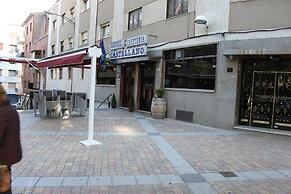 Hotel Residencia Castellano I