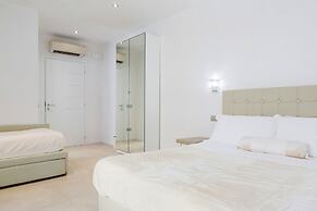 Vatican Grand Suite
