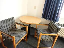 South Hill Motor Inn