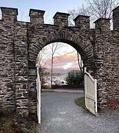 Storrs Gate House