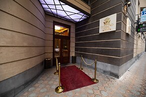 Diamond House Hotel