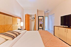 Queens Hotel